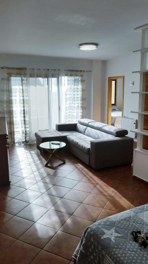 Apartamento Amplio Y Tranquilo Con Vistas Λος Ρεαλέχος Εξωτερικό φωτογραφία