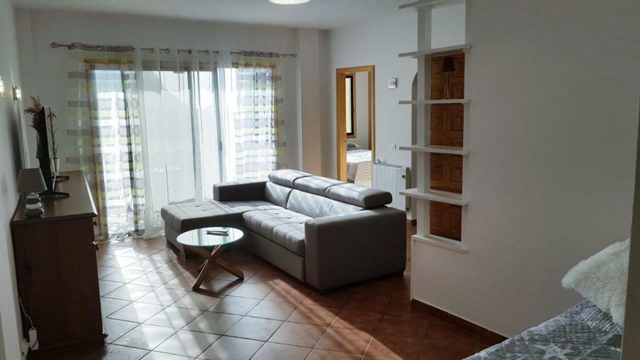 Apartamento Amplio Y Tranquilo Con Vistas Λος Ρεαλέχος Εξωτερικό φωτογραφία