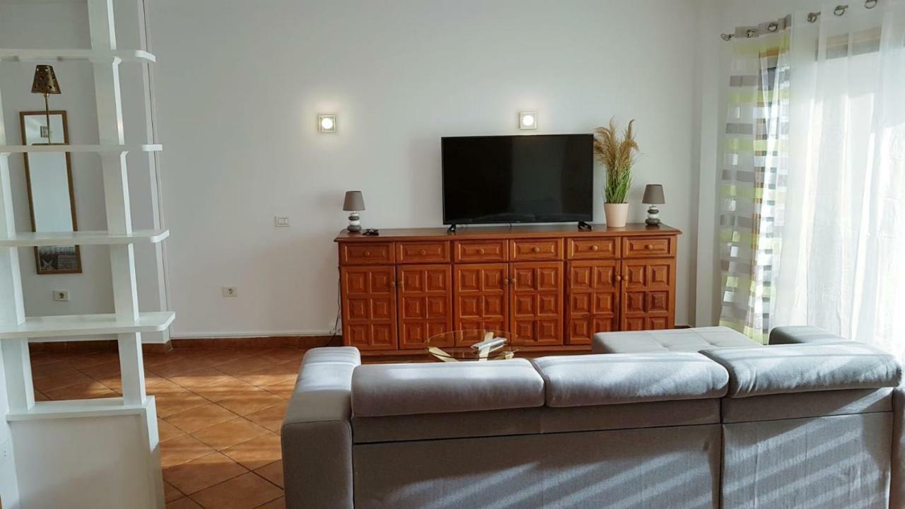 Apartamento Amplio Y Tranquilo Con Vistas Λος Ρεαλέχος Εξωτερικό φωτογραφία